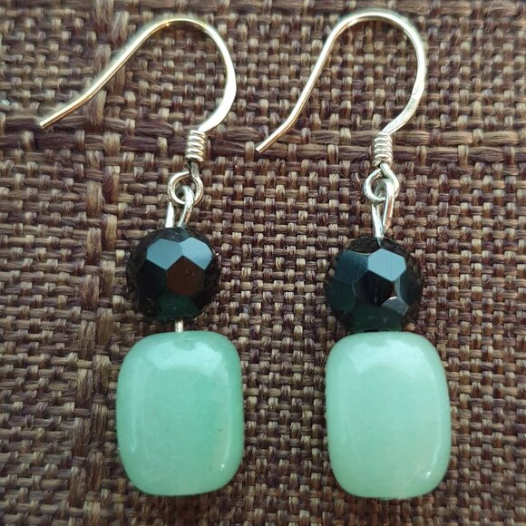 Pretty Vintage 925 Sterling Silver Aventurine & Black Glass Bead Dangle Earrings - Picture 1 of 14